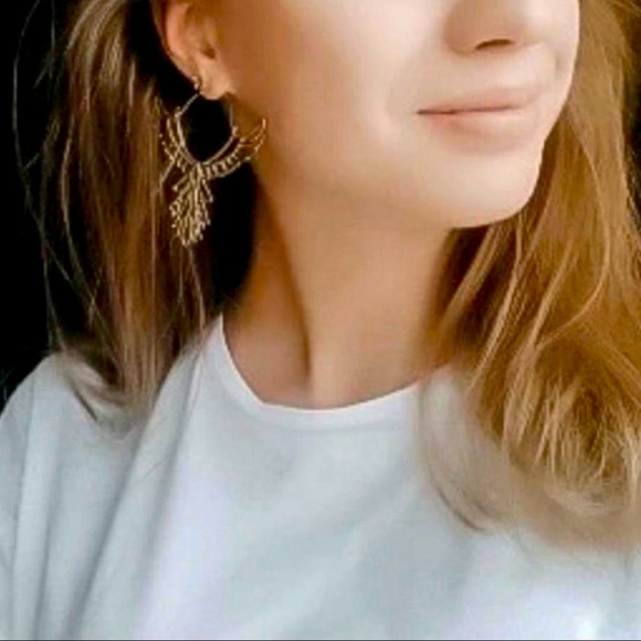 🍒3/$30 New Free People Thunderbird Earrings - Picture 3 of 7